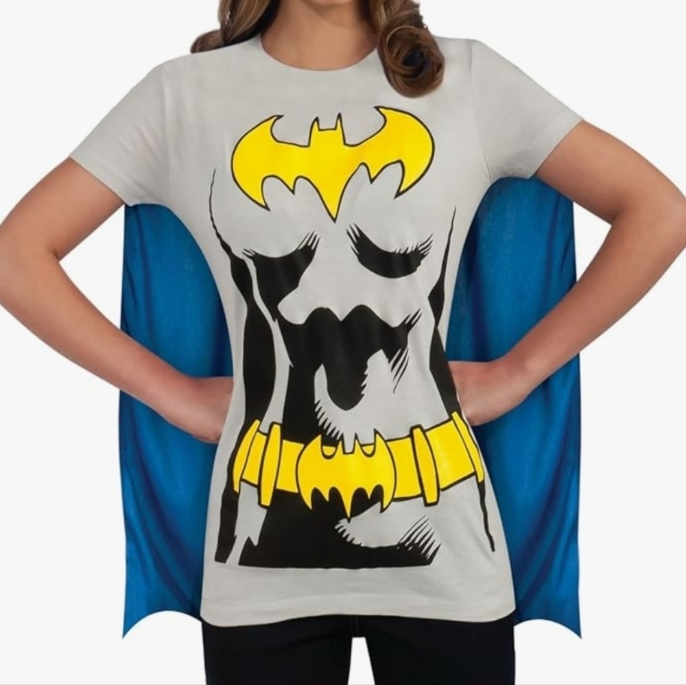 DC Comics Batgirl T-Shirt with Cape